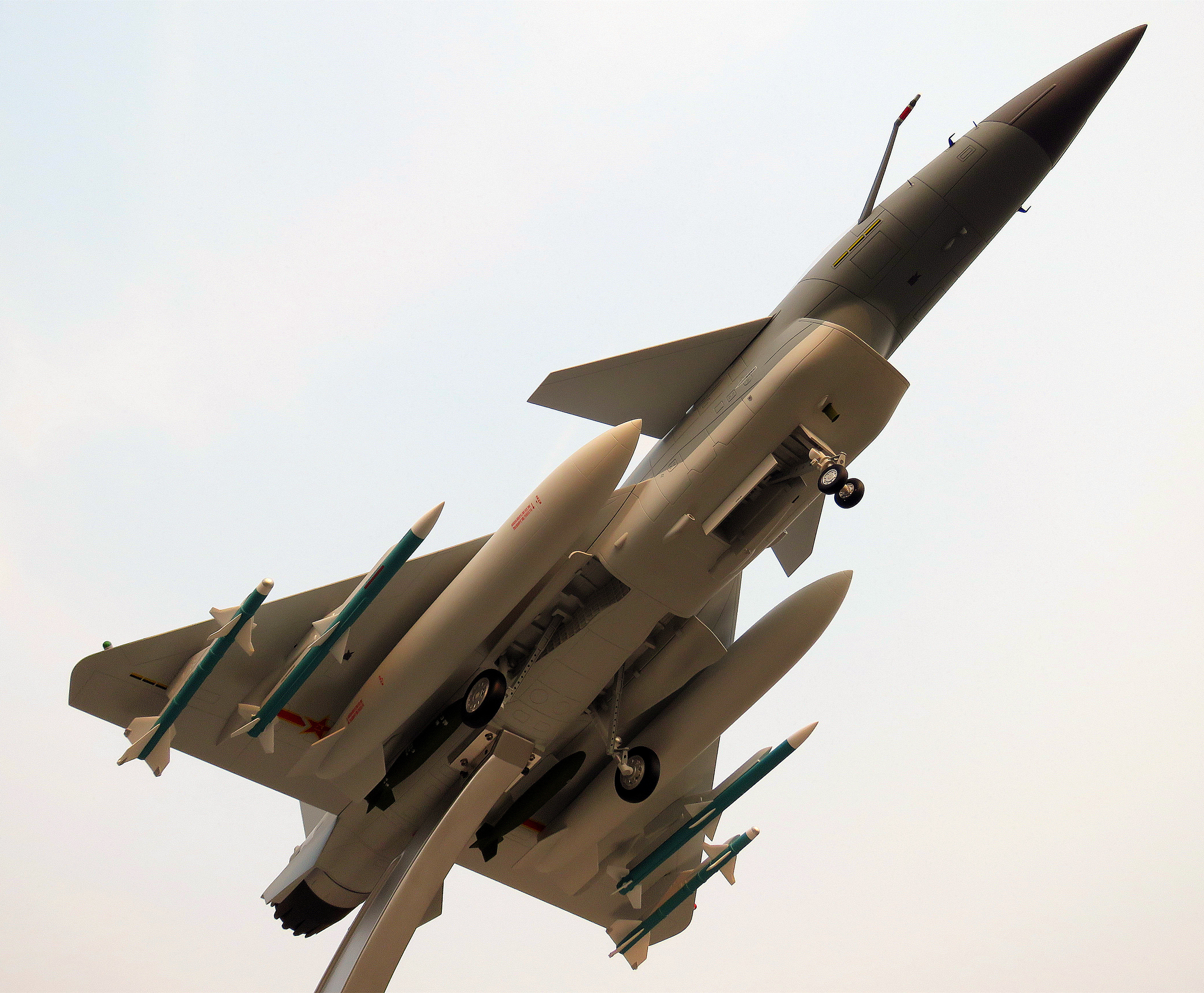 歼B战斗机,中国空中力量的璀璨明珠,歼B战斗机,中国空中力量的骄傲明珠