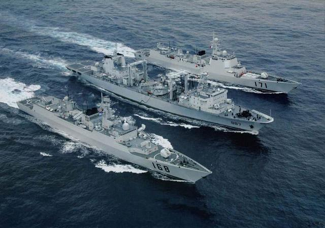 中国海军的骄傲,052型驱逐舰的发展历程,中国海军的骄傲,052型驱逐舰发展历程回顾