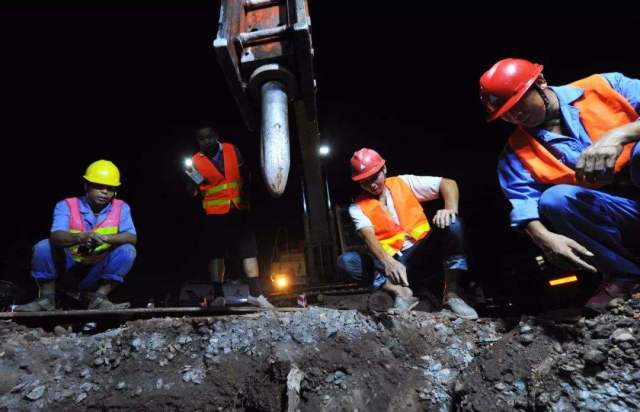 国防军事通信光缆的重要性,国防军事通信光缆的重要性与战略价值