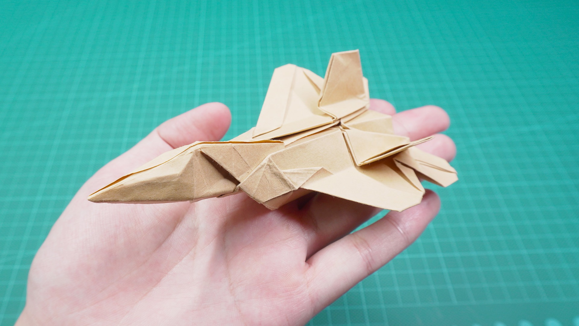 F-22猛禽纸飞机折法，探索与创新的折纸艺术，探索折纸艺术，F-22猛禽纸飞机折法指南