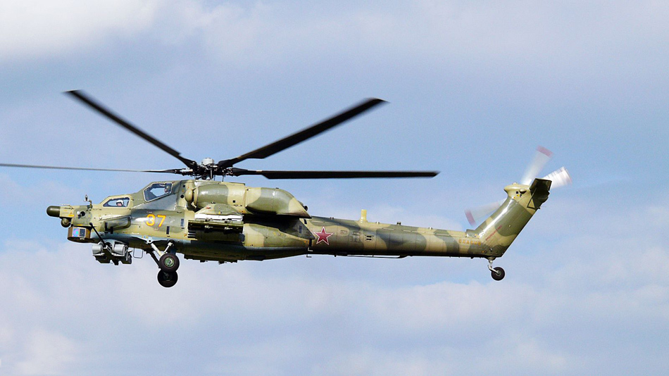 米-28直升机与阿帕奇,究竟哪个更厉害?,米-28直升机与阿帕奇对决,谁更胜一筹?