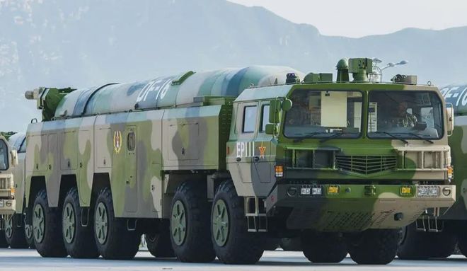 东风-51弹道导弹价格，国家安全的秘密武器成本分析，东风-51弹道导弹价格揭秘，国家安全秘密武器的成本分析