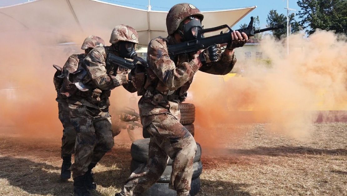 推进军事训练转型升级,新时代的挑战与机遇,新时代军事训练转型升级,挑战与机遇并存