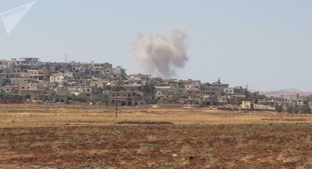 歼-10战斗机翱翔天际,天空巡逻的英勇使者,歼-10战斗机,英勇天空巡逻使者翱翔天际