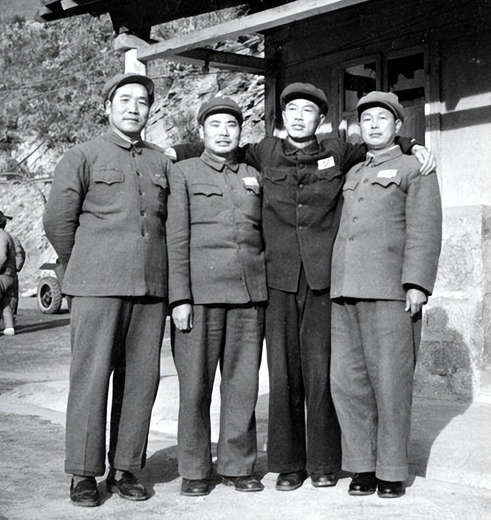 中国人民志愿军,司令兼政治委员的辉煌篇章,中国人民志愿军司令兼政治委员的辉煌历程