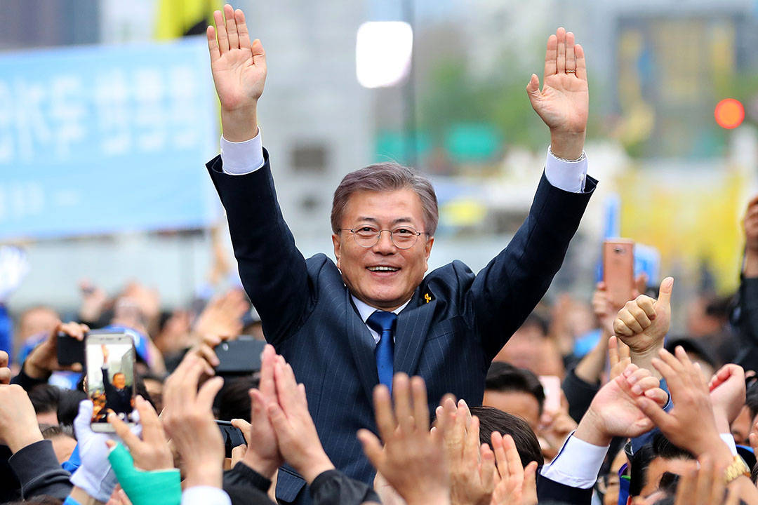 文在寅未参加拜登就职典礼的背后原因探究,探究文在寅未参加拜登就职典礼的背后原因