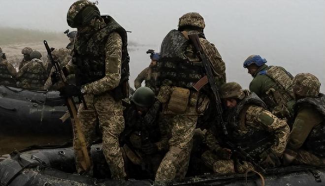 俄乌战争与特朗普,国际局势的复杂交织,俄乌战争与特朗普,国际局势的复杂交织探析