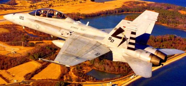 歼-15与F-14,空中巨匠的对比与探析,歼-15与F-14,空中巨匠对比探析