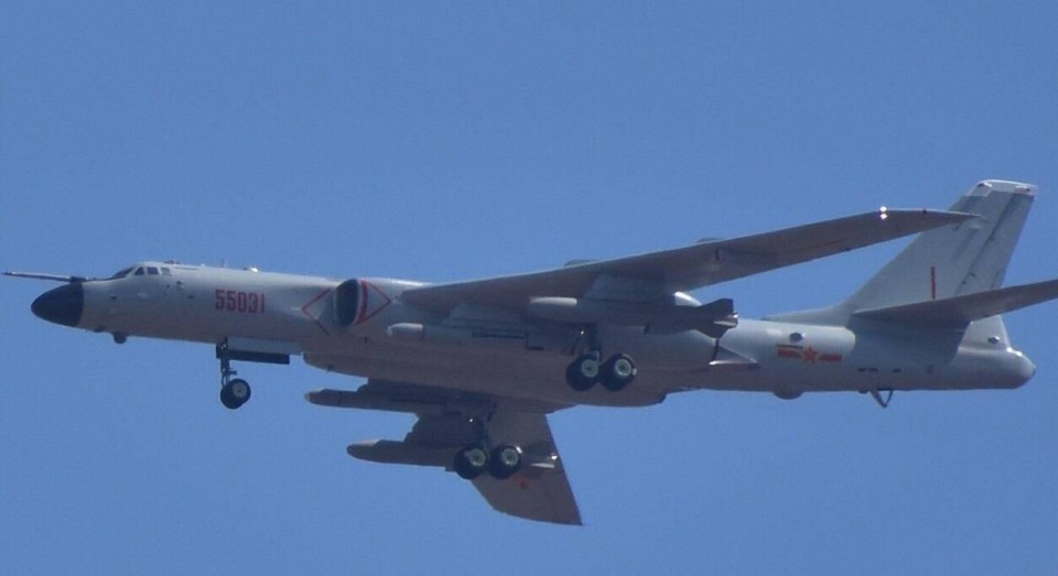 轰-6N图片,揭示中国战略轰炸机的发展历程与现状,中国战略轰炸机轰-6N图片揭示发展历程与现状