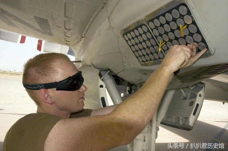 强5攻击机尾部,设计与功能的独特之处,强5攻击机尾部设计的独特功能与特点解析