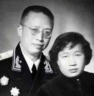 中国的开国将军数量及其历史贡献,中国开国将军数量及其历史贡献概览