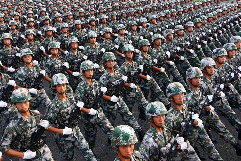 中国陆军照片,揭示强大实力与辉煌历程,中国陆军实力与辉煌历程的见证照片