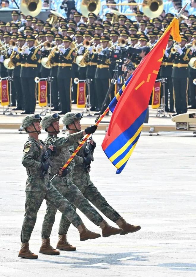 解放军阅兵方队规模与意义解析,解放军阅兵方队规模与深远意义解析