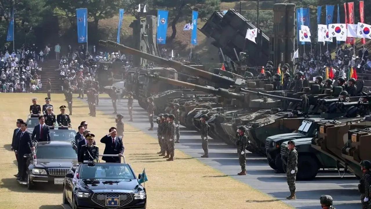 韩国国庆阅兵,展现国家力量与荣耀,韩国国庆阅兵展示国家力量与荣耀风采