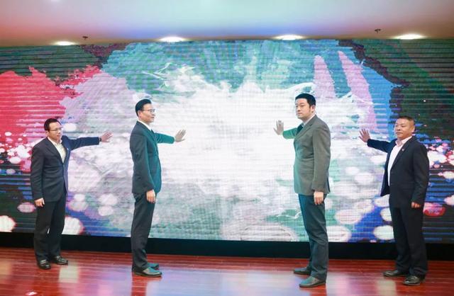 平湖今日瞩目,重大新闻一览,平湖瞩目焦点,重大新闻一览