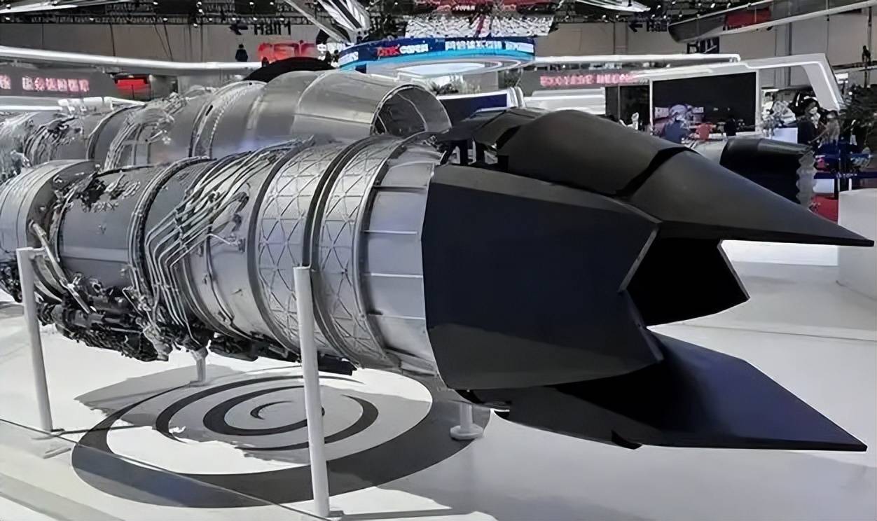 开局涡扇15,我带华夏杀疯了,华夏腾飞引擎,涡扇15开局,引领全球风潮