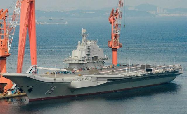 辽宁舰甲板图片，揭示中国海军力量的壮丽景象，辽宁舰甲板全景，揭示中国海军力量的壮观景象