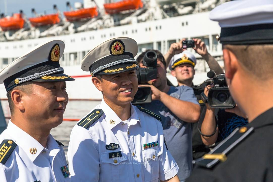 黄石舰舰长军衔,荣耀与职责的象征,黄石舰舰长军衔,荣耀与职责的象征标签