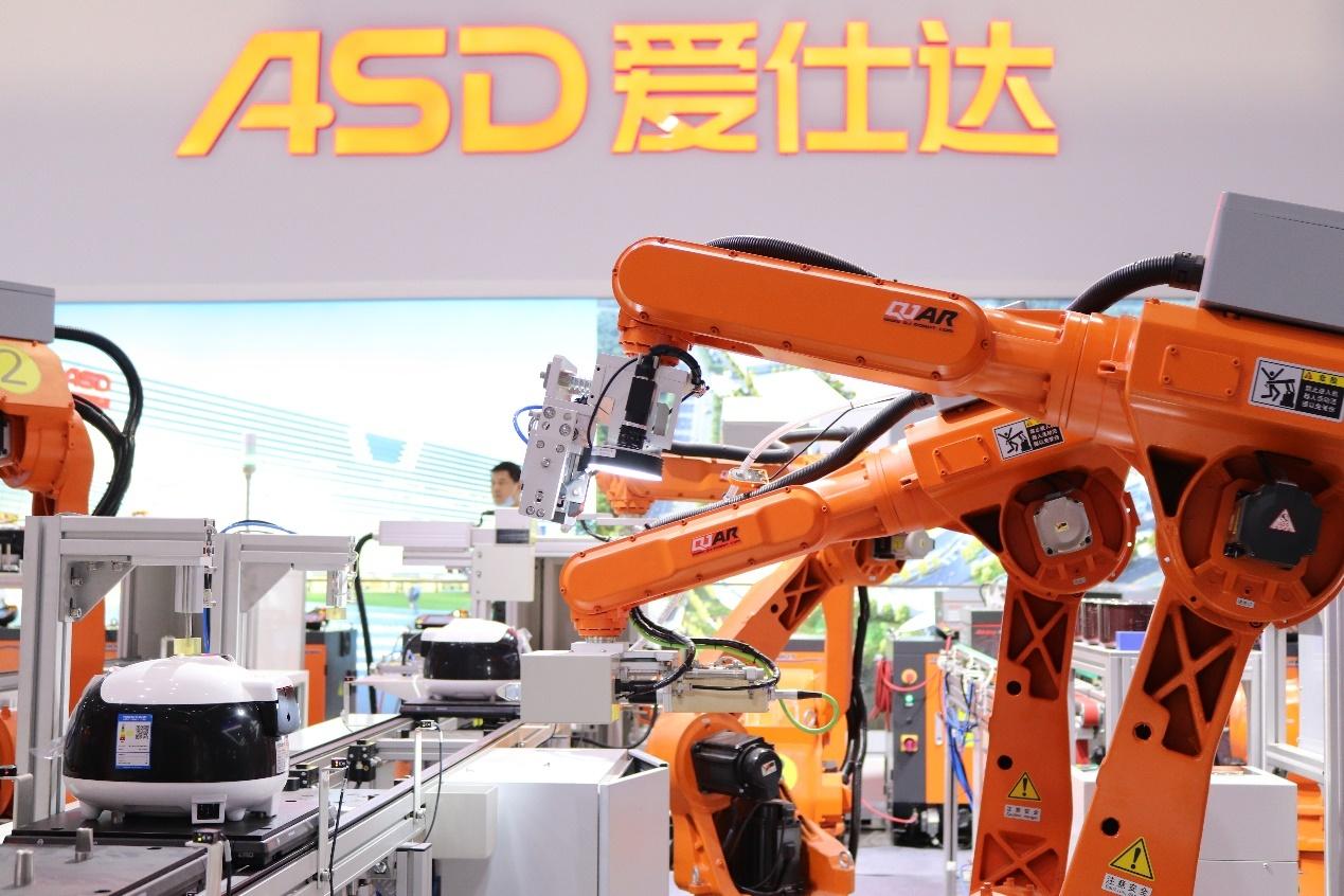 中国无人战斗机器人，引领新时代战争形态变革的关键力量，中国无人战斗机器人，新时代战争形态变革的核心驱动力