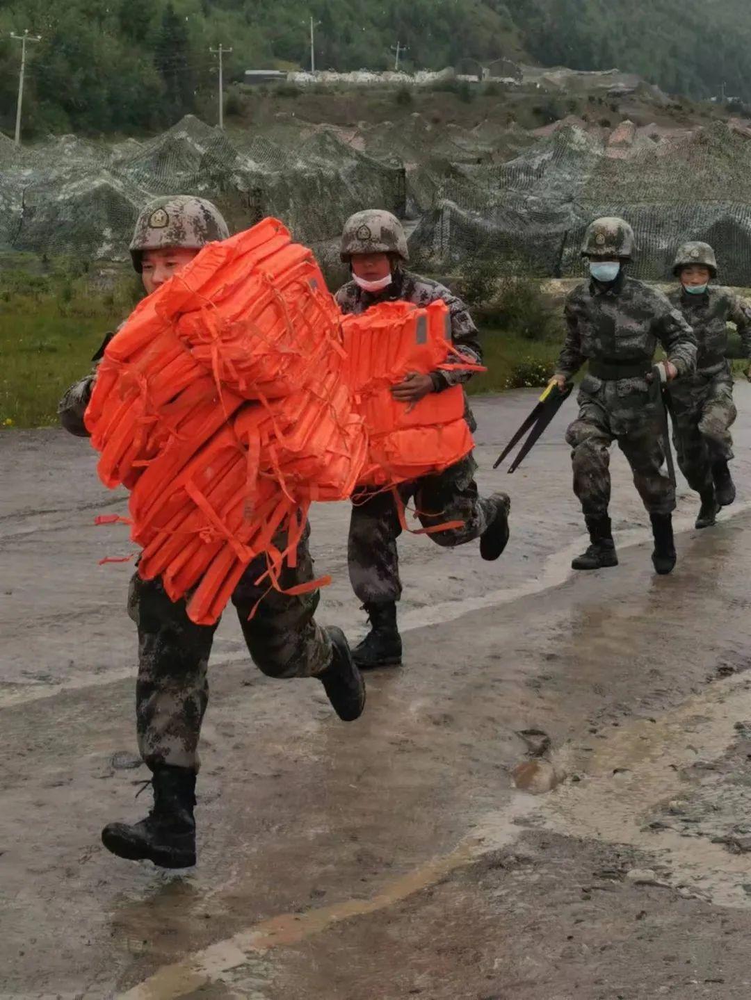 西部战区官方，展现新时代中国国防力量，西部战区展现新时代中国国防力量风采
