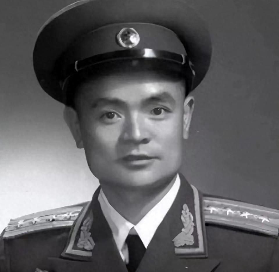 军事综合信息网与政工网，构建现代化军事通讯的两大基石，军事综合信息网与政工网，现代化军事通讯的基石支柱