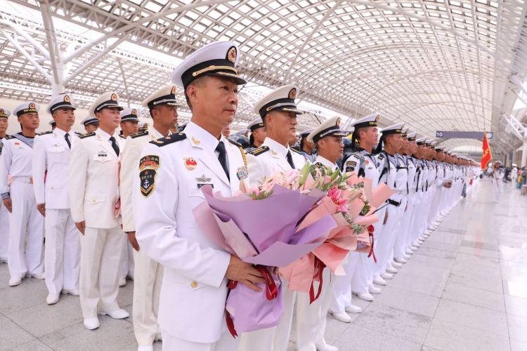 国庆阅兵海军方队图片,荣耀的瞬间与力量的展现,国庆阅兵海军方队图片,荣耀瞬间,彰显力量风采