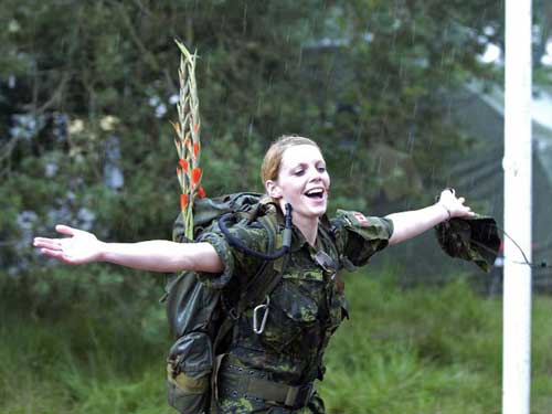 世界女兵图片高清，展现力量与荣耀，世界女兵高清图片展示，力量与荣耀的彰显