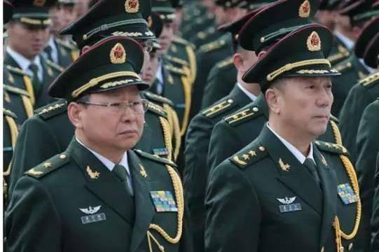 陆军司令与战区司令,职责、角色与战略考量,陆军司令与战区司令,职责、角色及战略对比