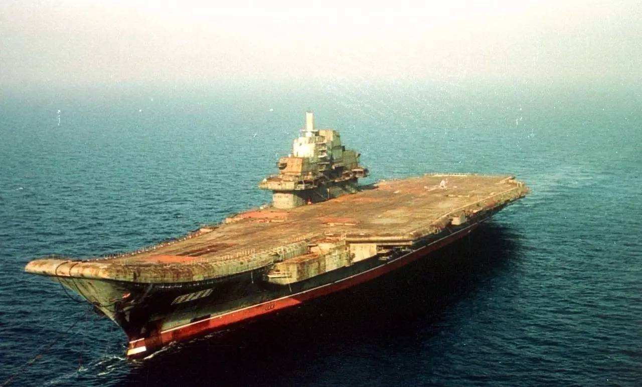 瓦良格号过土耳其交的十亿美元背后的故事，瓦良格号过土耳其，十亿美元背后的故事