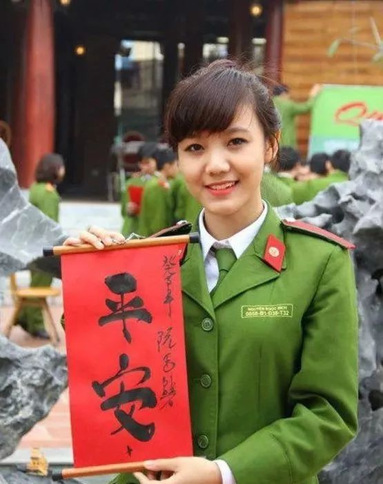 越南对中国女兵的态度与交往,深度解析与探讨,越南对中国女兵的态度与交往深度探讨