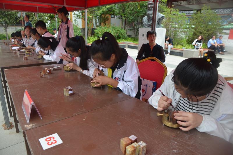 新澳门三中三必中一组,探索与解析,新澳门三中三必中一组的秘密解析与探索