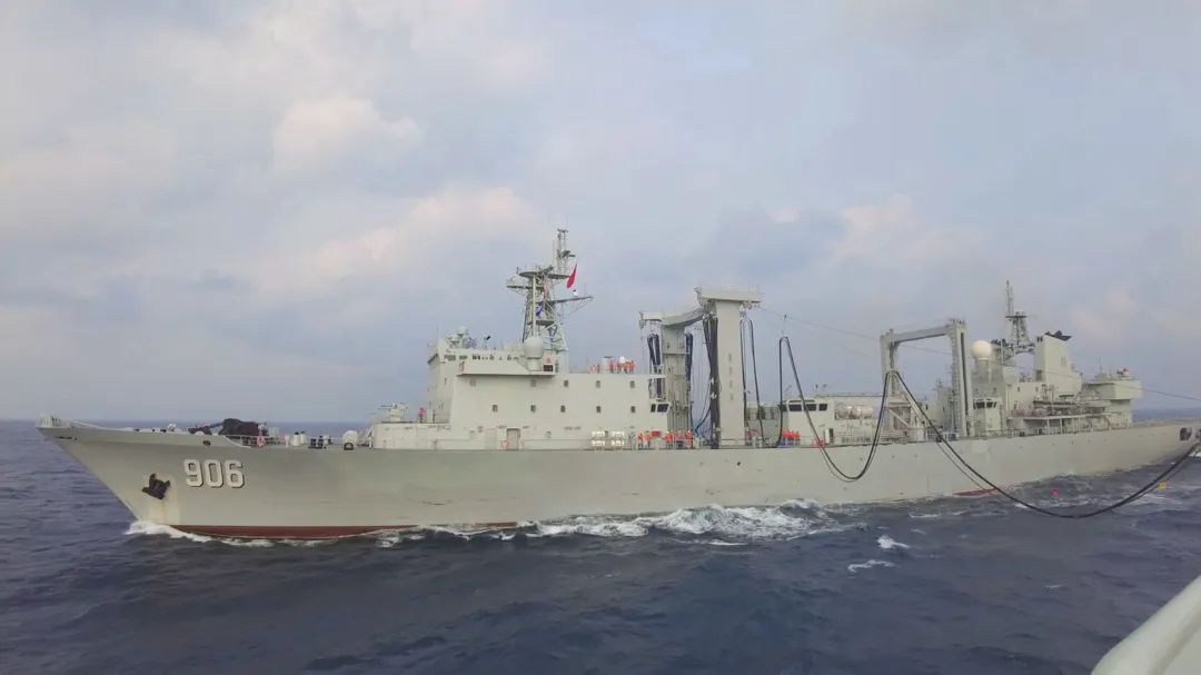 洪湖舰、青海湖舰与昆仑山舰,中国海军的骄傲与力量,中国海军的骄傲与力量,洪湖舰、青海湖舰与昆仑山舰的荣耀征程