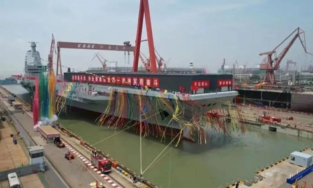 中国海军新篇章，004型航母的建造启程，中国海军新篇章，004型航母建造启程启航