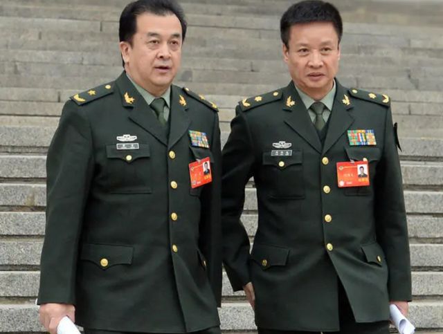 将军军衔与荣誉之花,探究军衔与花卉的象征意义,将军军衔与荣誉之花,军衔与花卉的象征意义探究