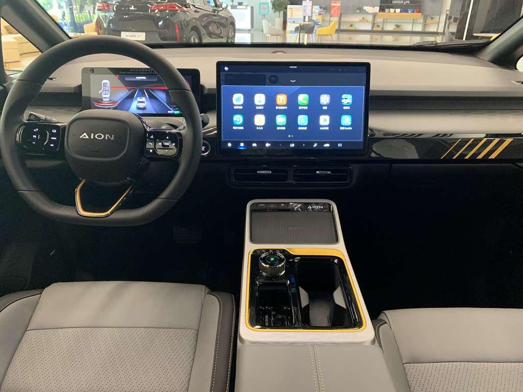 歼-10座舱视野,探索现代战机飞行员的第一视角,歼-10座舱视野,第一视角体验现代战机飞行之旅