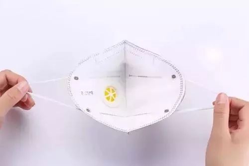 关于N95口罩喷酒精后能否继续使用的探讨,N95口罩喷酒精后的使用探讨