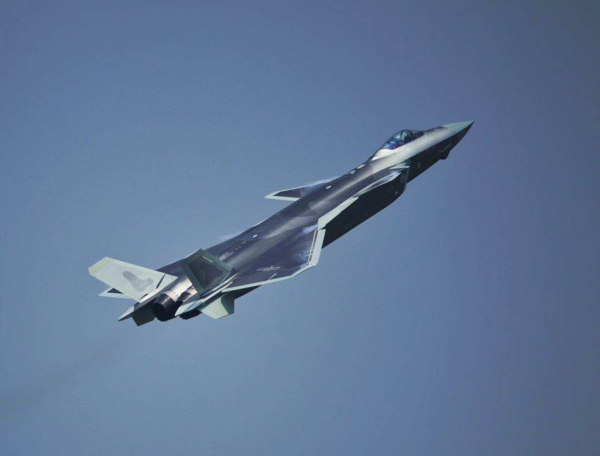 中国空军装备最多的飞机类型探究，中国空军装备数量最多的飞机类型探究