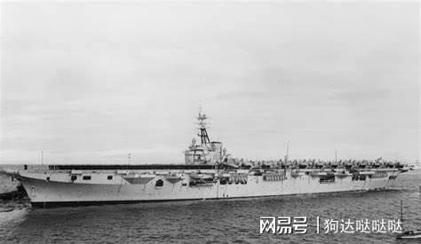 画一艘航空母舰，探索海洋与天空的交汇点，航空母舰，探索海洋与天空的交汇点之旅
